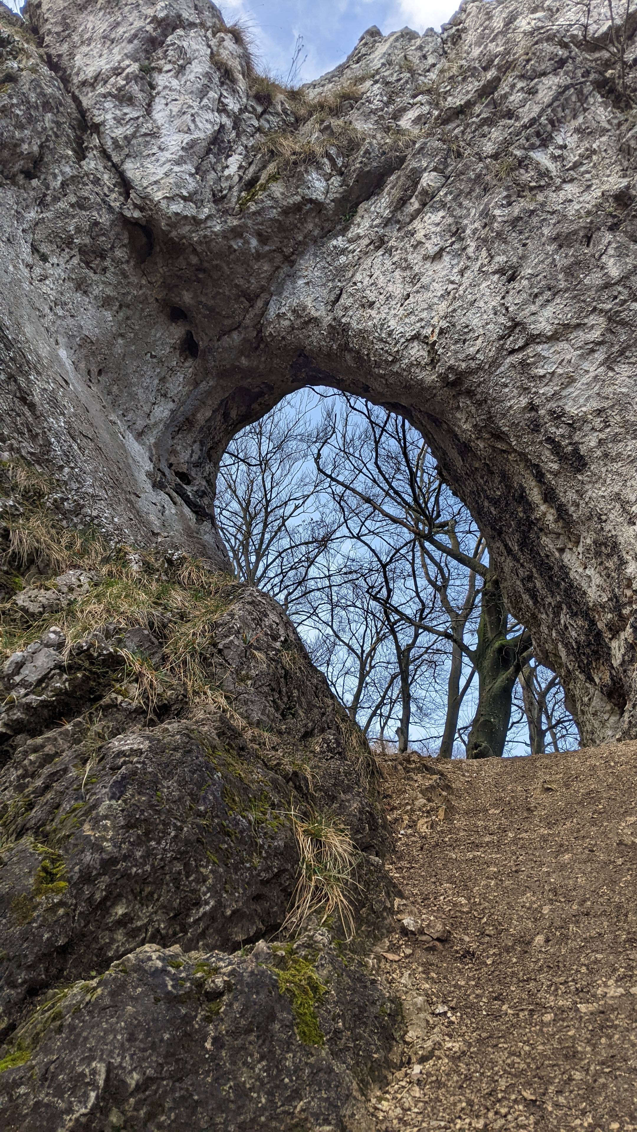 Pilis: Pilisszentkereszt–Pilistető–Vaskapu-szikla–Pilisszentkereszt 1. photo